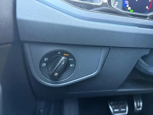 Volkswagen Taigo 1.0 TSI 110 DSG7 R-Line - Photo 30