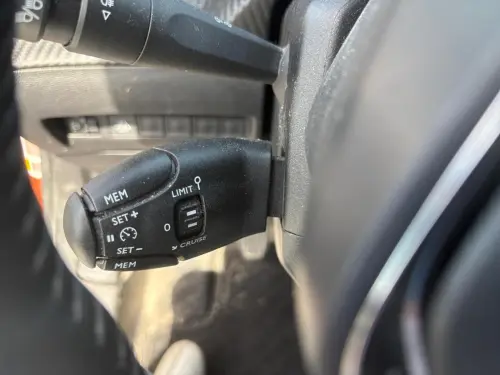 Peugeot 2008 BlueHDi 110 S&S BVM6 Style - Photo 28