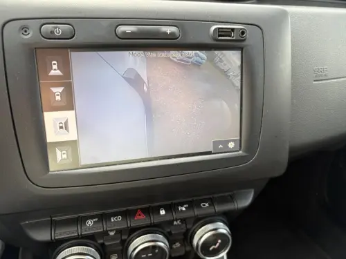 Dacia Duster TCe 130 FAP 4x2 Prestige - Photo 22
