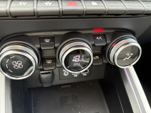 Renault Clio Clio E-Tech full hybrid 145 Techno - Photo 22