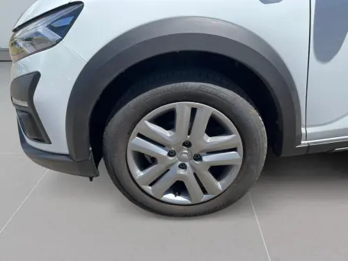 Dacia Sandero ECO-G 100 Stepway Essential - Photo 8