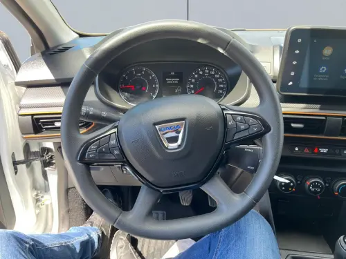 Dacia Sandero ECO-G 100 Stepway Essential - Photo 12