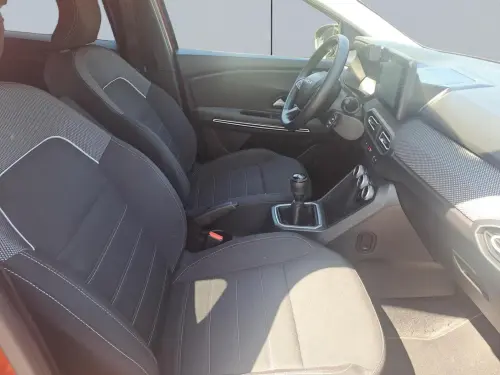 Dacia Jogger ECO-G 100 7 places Extreme - Photo 16