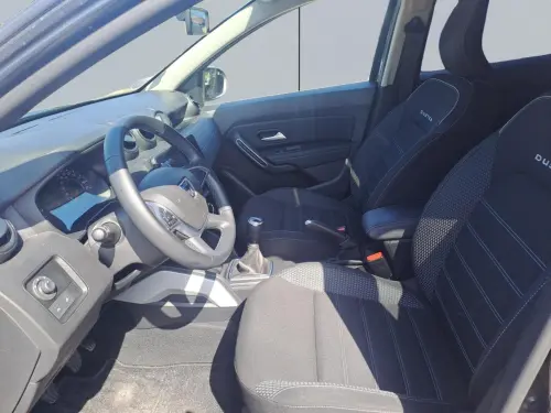Dacia Duster ECO-G 100 4x2 Prestige + - Photo 9