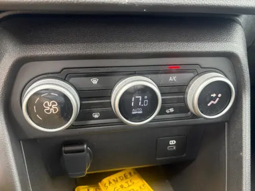 Dacia Sandero TCe 90 GSR2 Journey - Photo 21