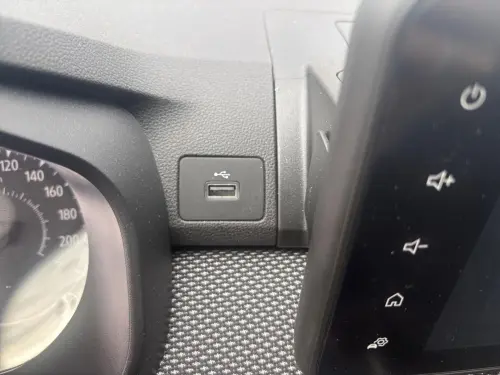 Dacia Sandero TCe 90 GSR2 Journey - Photo 27