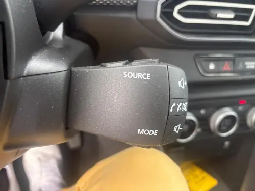Dacia Sandero TCe 90 GSR2 Journey - Photo 31