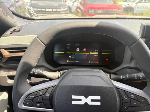 Dacia Duster Mild Hybrid 130 4x4 Extreme - Photo 13