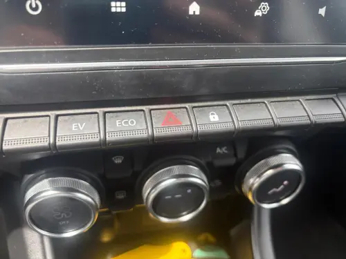 Renault Captur E-Tech full hybrid 145 Evolution - Photo 21