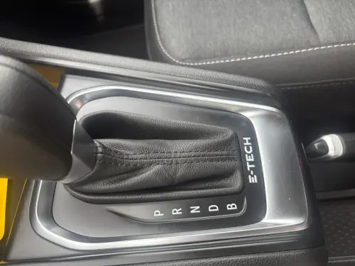 Renault Captur E-Tech full hybrid 145 Evolution - Photo 24