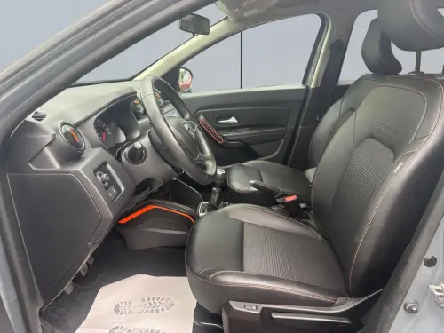 Dacia Duster ECO-G 100 4x2 SL Extreme - Photo 9