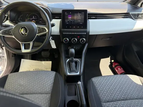 Renault Clio Clio E-Tech 140 - 21N Limited - Photo 11