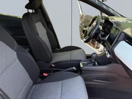 Renault Clio Clio E-Tech 140 - 21N Limited - Photo 16
