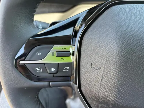 Peugeot 408 PureTech 130 ch S&S EAT8 Allure Pack - Photo 28