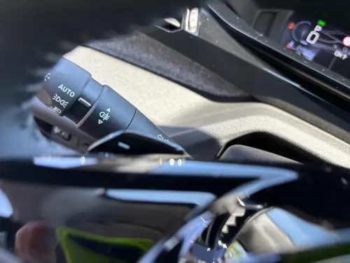 Peugeot 408 PureTech 130 ch S&S EAT8 Allure Pack - Photo 29