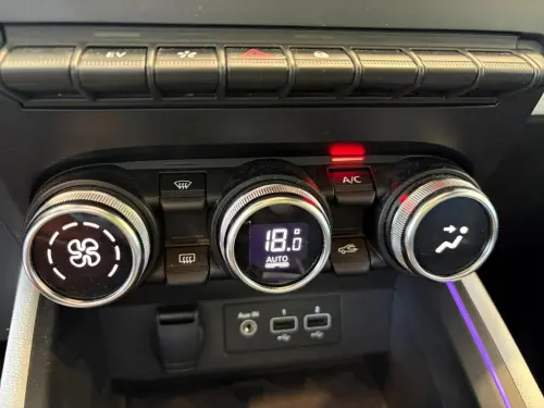 Renault Clio Clio E-Tech full hybrid 145 Techno - Photo 22
