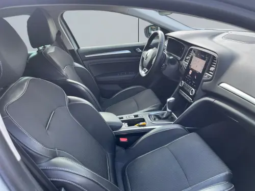 Renault Megane Megane IV Berline TCe 140 EDC Techno - Photo 16