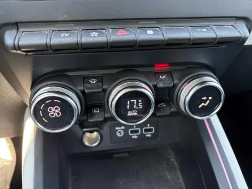 Renault Clio Clio E-Tech full hybrid 145 Techno - Photo 22