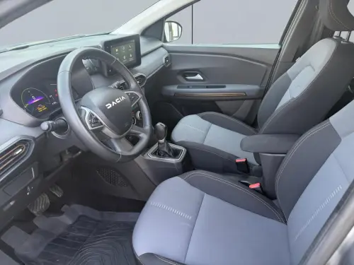 Dacia Jogger Hybrid 140 7 places Extreme - Photo 9