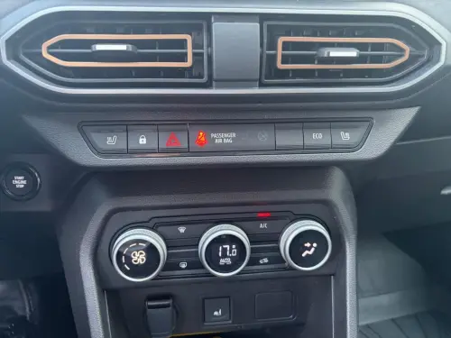 Dacia Jogger Hybrid 140 7 places Extreme - Photo 20