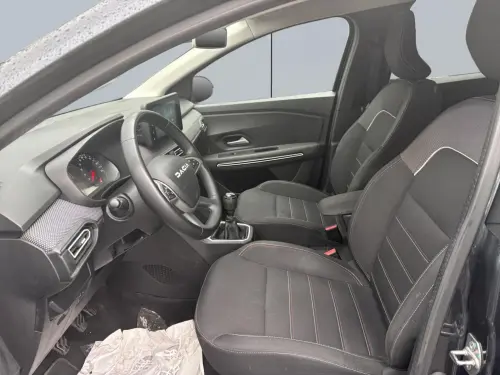 Dacia Jogger TCe 110 7 places Extreme + - Photo 9