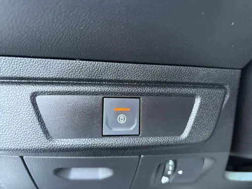 Dacia Sandero TCe 90 CVT Journey - Photo 31