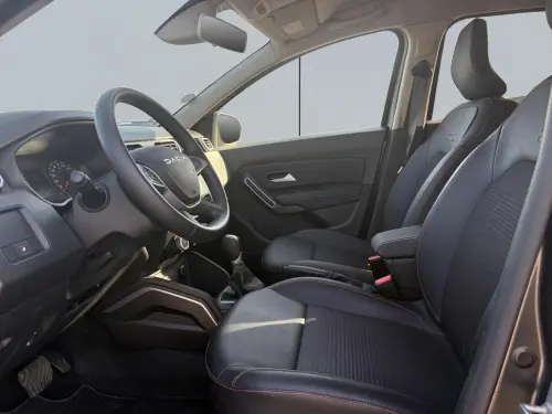 Dacia Duster TCe 150 4x2 EDC SL Mat Edition - Photo 9