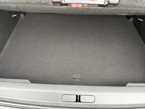 Peugeot 2008 Hybrid 136 e-DCS6 GT - Photo 19