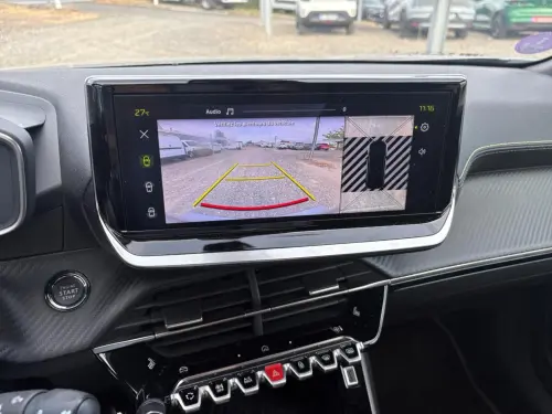 Peugeot 2008 Hybrid 136 e-DCS6 GT - Photo 20