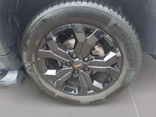 Dacia Duster TCe 150 4x2 EDC Extreme - Photo 8