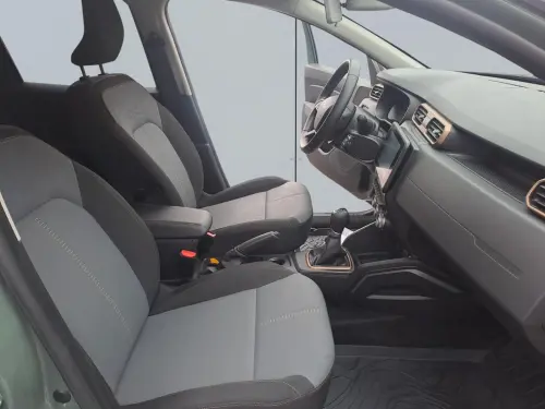 Dacia Duster TCe 150 4x2 EDC Extreme - Photo 16