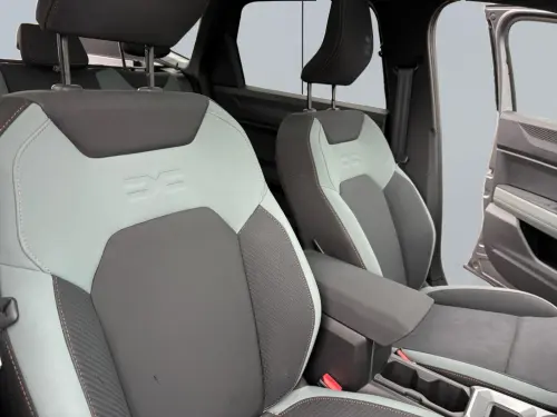 Dacia Bigster Mild Hybrid 140 Extreme - Photo 16