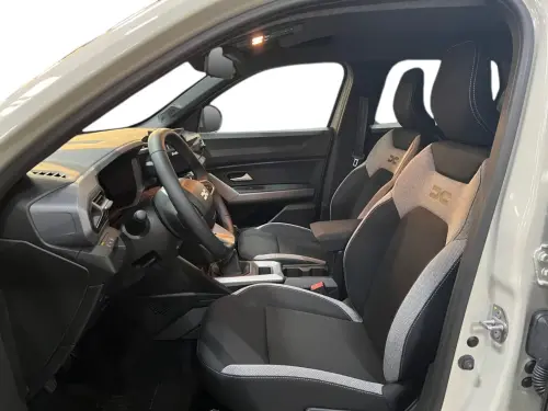 Dacia Duster Mild Hybrid 140 Journey - Photo 9