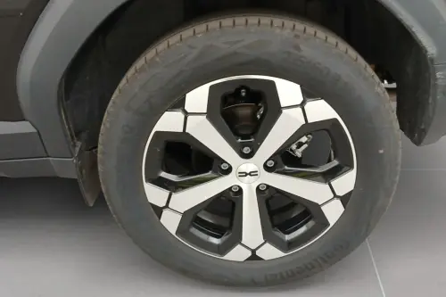 Dacia Duster Hybrid 140 Journey - Photo 8