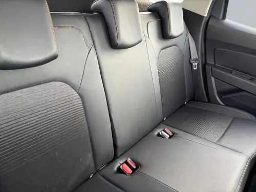 Dacia Duster ECO-G 100 4x2 SL Extreme - Photo 17