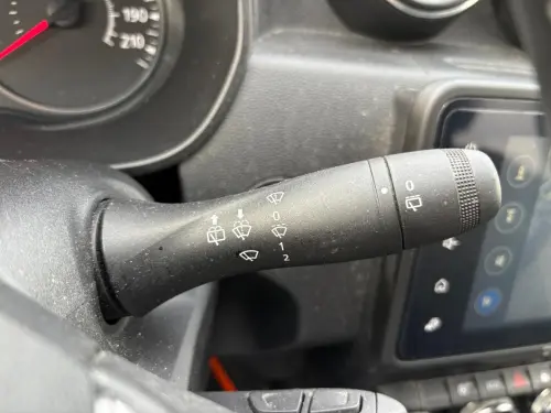 Dacia Duster ECO-G 100 4x2 SL Extreme - Photo 28