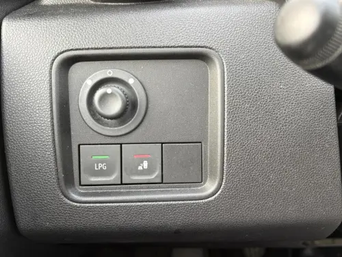 Dacia Duster ECO-G 100 4x2 SL Extreme - Photo 31