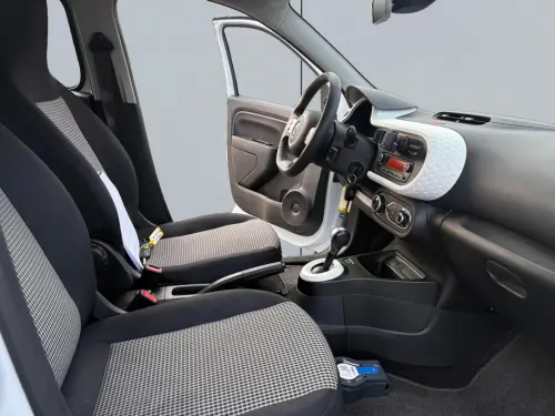 Renault Twingo E-Tech Twingo III E-Tech Authentic - Photo 16