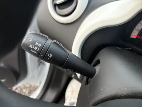 Renault Twingo E-Tech Twingo III E-Tech Authentic - Photo 28