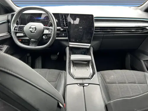 Renault Austral E-Tech hybrid 200 Techno - Photo 11