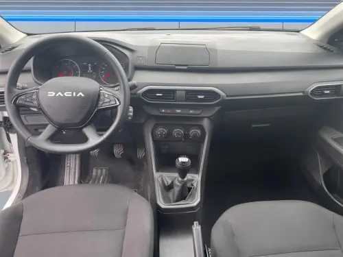 Dacia Sandero SCe 65 Essential - Photo 11