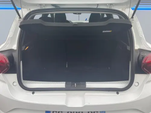 Dacia Sandero SCe 65 Essential - Photo 18