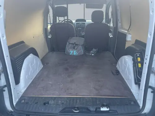 Renault Kangoo CONFORT-19 - Photo 17