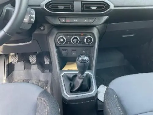 Dacia Jogger TCe 110 7 places GSR2 Extreme - Photo 14