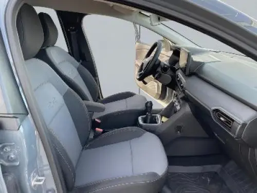 Dacia Jogger TCe 110 7 places GSR2 Extreme - Photo 16