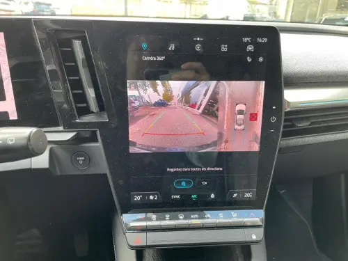 Renault Megane E-Tech Megane E-Tech EV60 220 ch super charge Techno - Photo 12