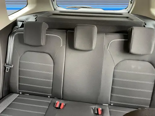 Dacia Duster ECO-G 100 4x2 Prestige - Photo 12