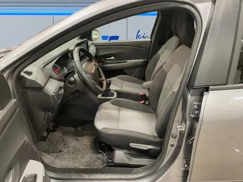 Dacia Jogger ECO-G 100 7 places GSR2 Extreme + - Photo 9