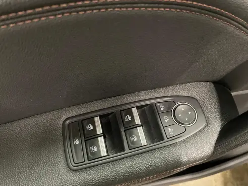 Renault Captur E-Tech Plug-in 160 Initiale Paris - Photo 10