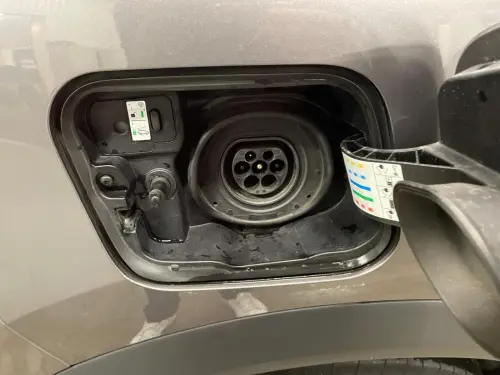 Renault Captur E-Tech Plug-in 160 Initiale Paris - Photo 18